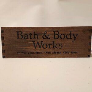 CUTE BATH & Body Works Crate BNWT HTF